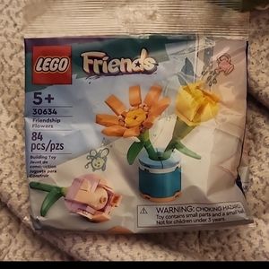 LEGO FRIENDS LOT OF 2 POLYBAGS